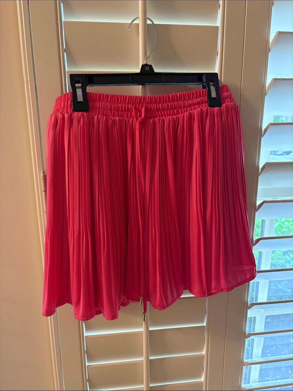 Pleated Pink Women's Skirt - Elastic Waist